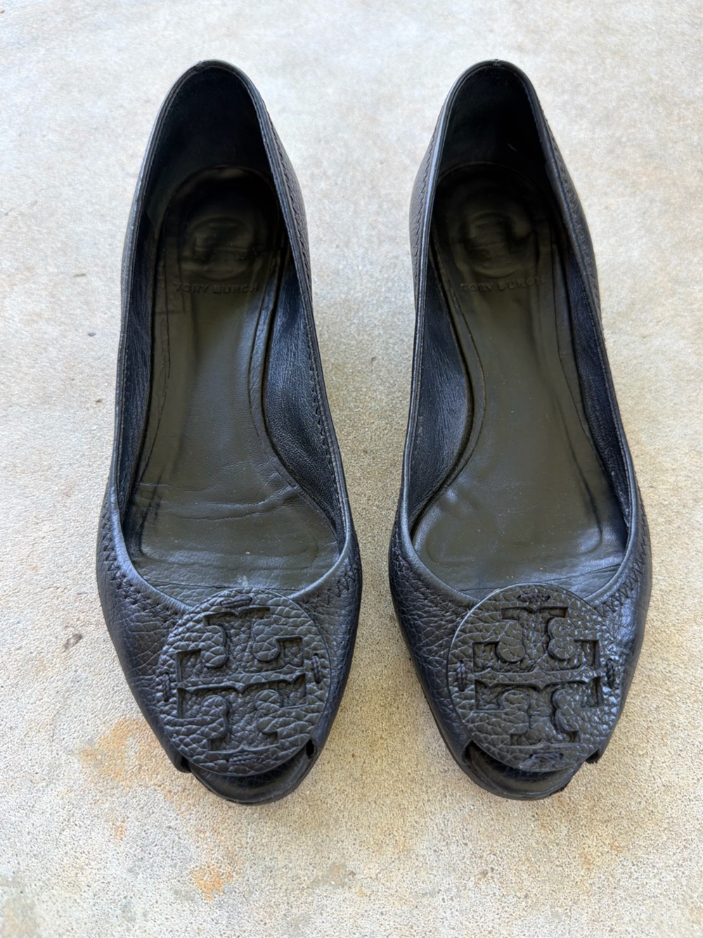 Tory Burch Black Pebbled Leather Wedge Shoes Women’s Size 6.5